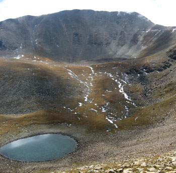 Bastiments i estany de Bacivers Bastiments i estany de Bacivers