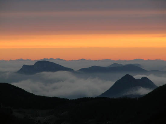Sortida del Sol sobre la vall de Camprodon Sortida del Sol sobre la vall de Camprodon